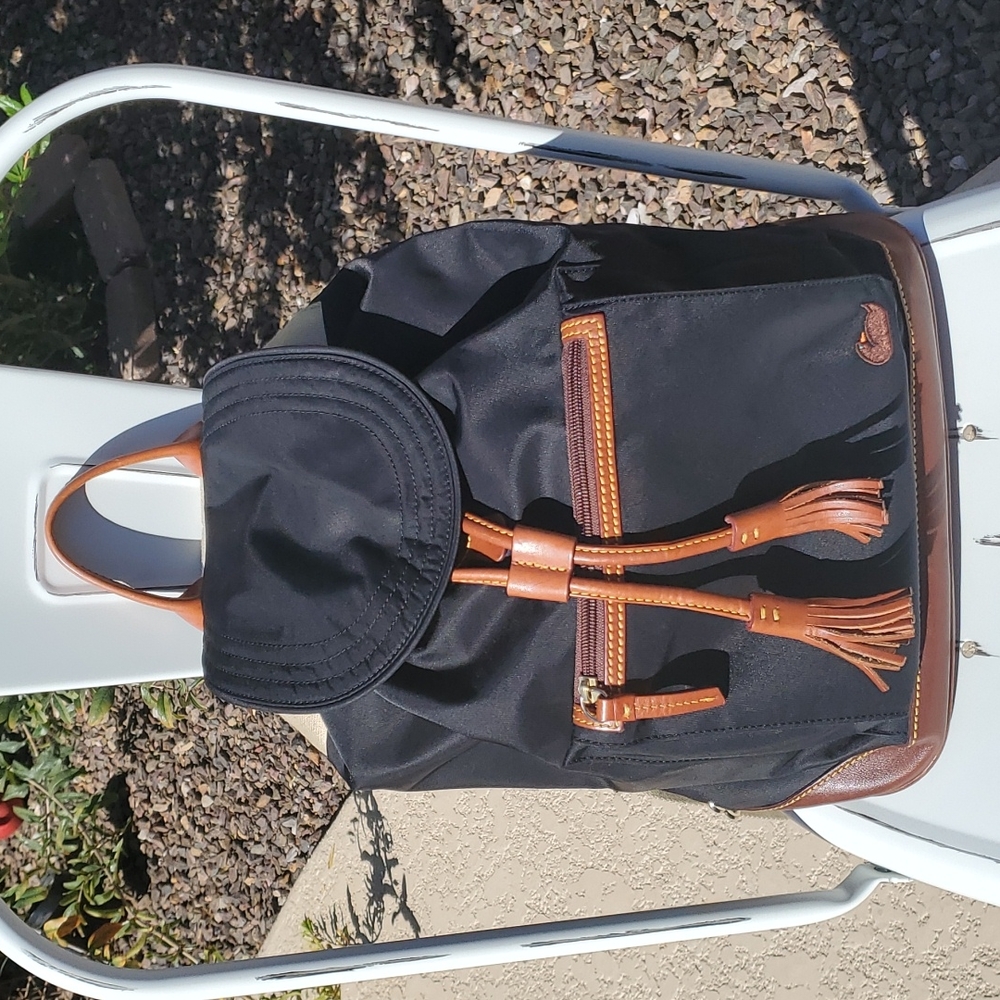 DOONEY & BURKE Nylon & Leather Backpack l BLACK & HOT PINK